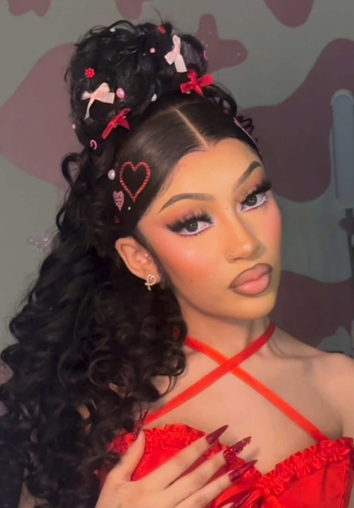 Valentines Day Hair Inspo 🎀  Easy & it Eats !!   #vdayhair #ValentinesDay #fyp #valentinesdayhair #hairinspo #hairstyle #wiginstall 