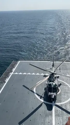 Pakistan Naval Air Arm Z-9EC departs from the PNS Moawin’s flight deck during the AMAN 2025 International Naval Exercises 🇵🇰#PakistanArmy #pakistanzindabad 