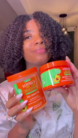 Uyssss ame esta definicion con el gel y la crema de cantu de @bonito.revoltiao #bonitorevoltiao #cantu #rizos #afro #curly 