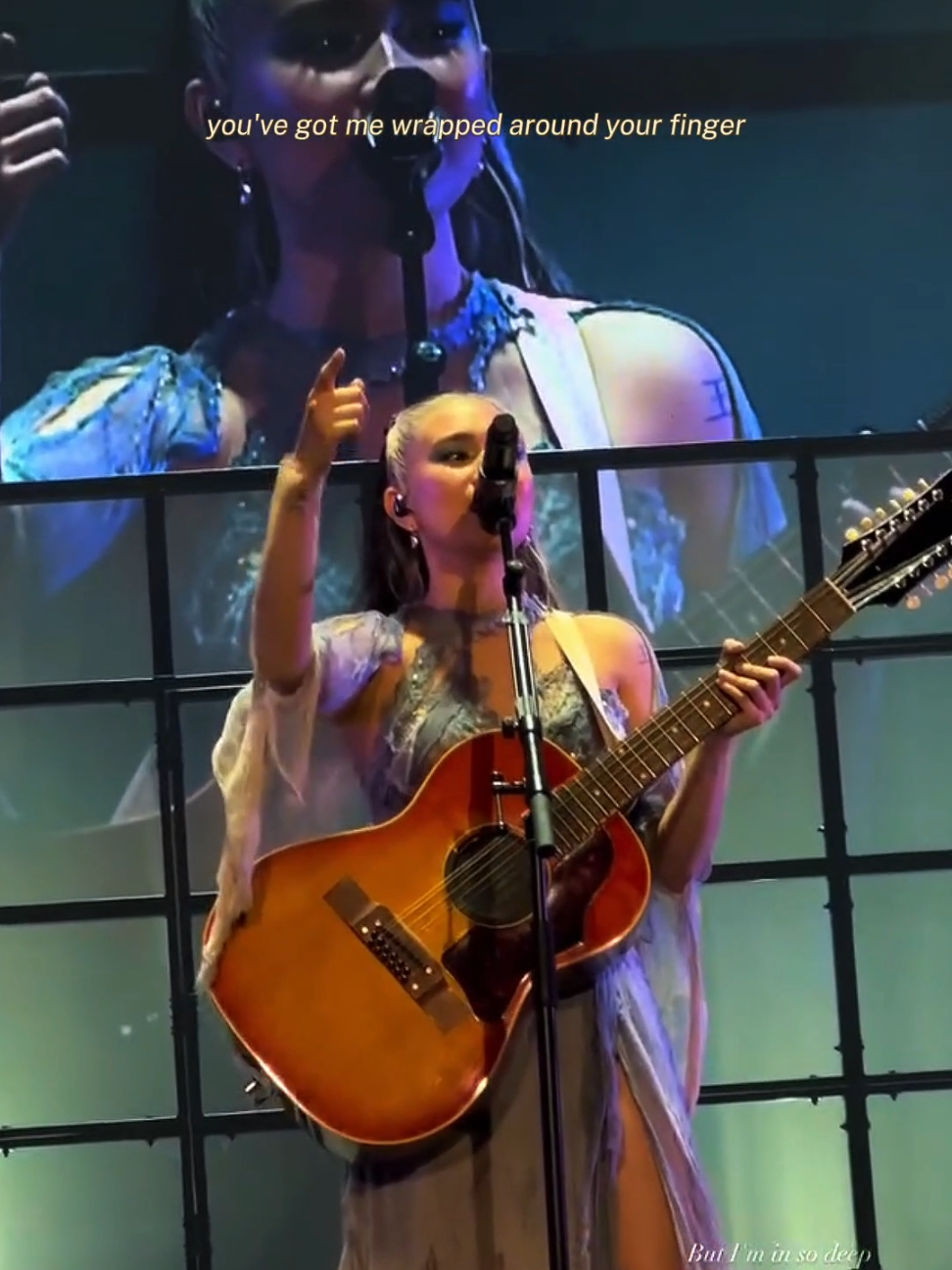 NIKI cover LINGER by The Cranberries at Manila 😭😭 (via trisandigan) #NIKI #nikizefanya #TheBuzzTour #BuzzTourManila #fypシ゚ 