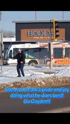 This young man can often be found right in the heart of Sherwood Park, dancing his heart out! Keep spreading joy, Caden! ♡ #abracadabra #sherwoodpark #dancingman #joy 