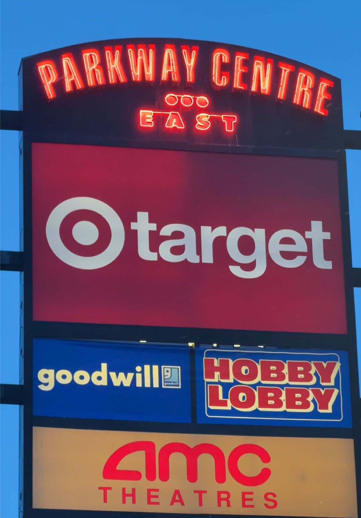 my kind of night 🙂‍↕️  @target @Perfect Bar @OLIPOP @Premier Protein @Nestle Toll House  #targethaul #targetfinds #targetrun #targettok #ShoppingSpree #shoppingvlog #dayinmylife #dayinmylifevlog #cookies #baking #organize #organizedhome #satisfying #haul #groceryhaul #Vlog #olipop 