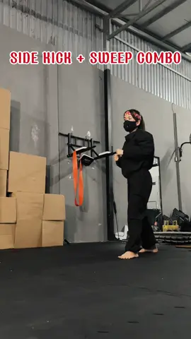 SIDE KICK + SWEEP COMBO #foryoupageofficiall #selfdefence_technique #fyp_viral_titok #xuhuong #creatorsearchinsights 