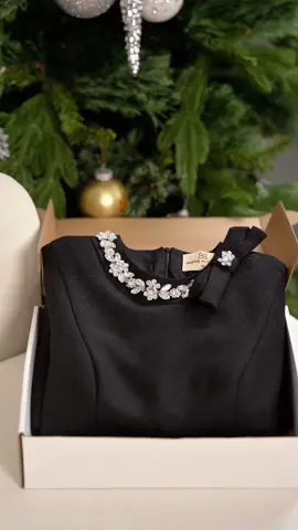 Black Dress is always must have for you shine in every party. ✨🥰 #vivika #OOTD #fashioninspiration #outfitideas #fashionstyle #dress 