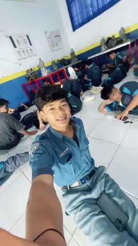 cekulaa#masimut #stevenaditiya #smkveteran1sukoharjo 
