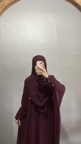 MasyaAllah dapet abaya satu set sama hijab dengan harga yang terjangkau😍#abaya #abayastyle #abayaterbaru #abayasethijab #lebaran2025 