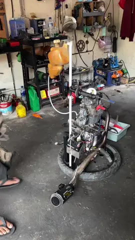 #herex_ceria_1200m #fyppppppppppppppppppppppp #mekaniktiktok #euforia2025 #herexjatim #bengkeldesa #CapCut #mekanik #bengkelmotor #herextopspeed1200m 