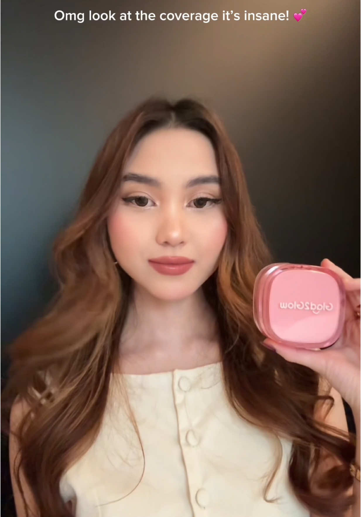 Tested the G2G cushion foundation, and i think we have a new fav 👀💖 #pinkcushiong2g #glad2glowmy 