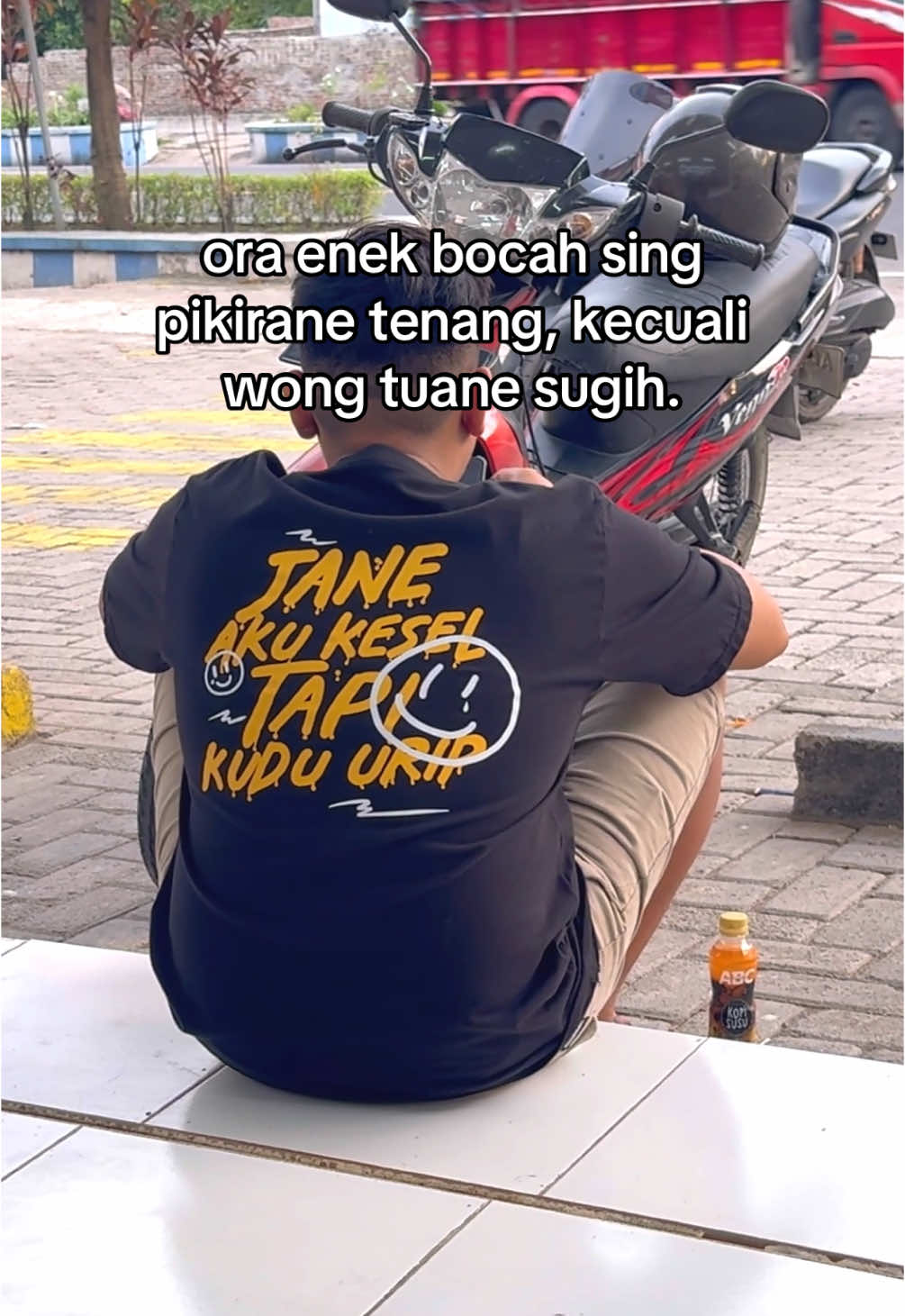 pikirane cah lanang naliko ngelamun