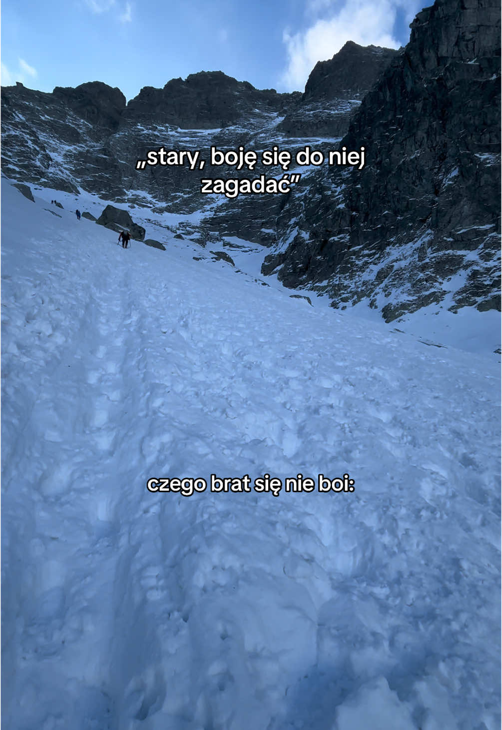 1 opcja wydaje się straszniejsza #real #Hiking #nature #mountains #explore #Outdoors #backpacking #photography #adventure #travel #explorepage #fyp 