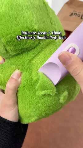 Tired of razors pulling or irritating your skin? #Women'sRazor #Women'sHairRemoval #HairRemoval #BeautyTools #PersonalCare #TikTokShopLoveAtFirstFind #spotlightfinds #tiktokmademebuyit #foryou #girl 