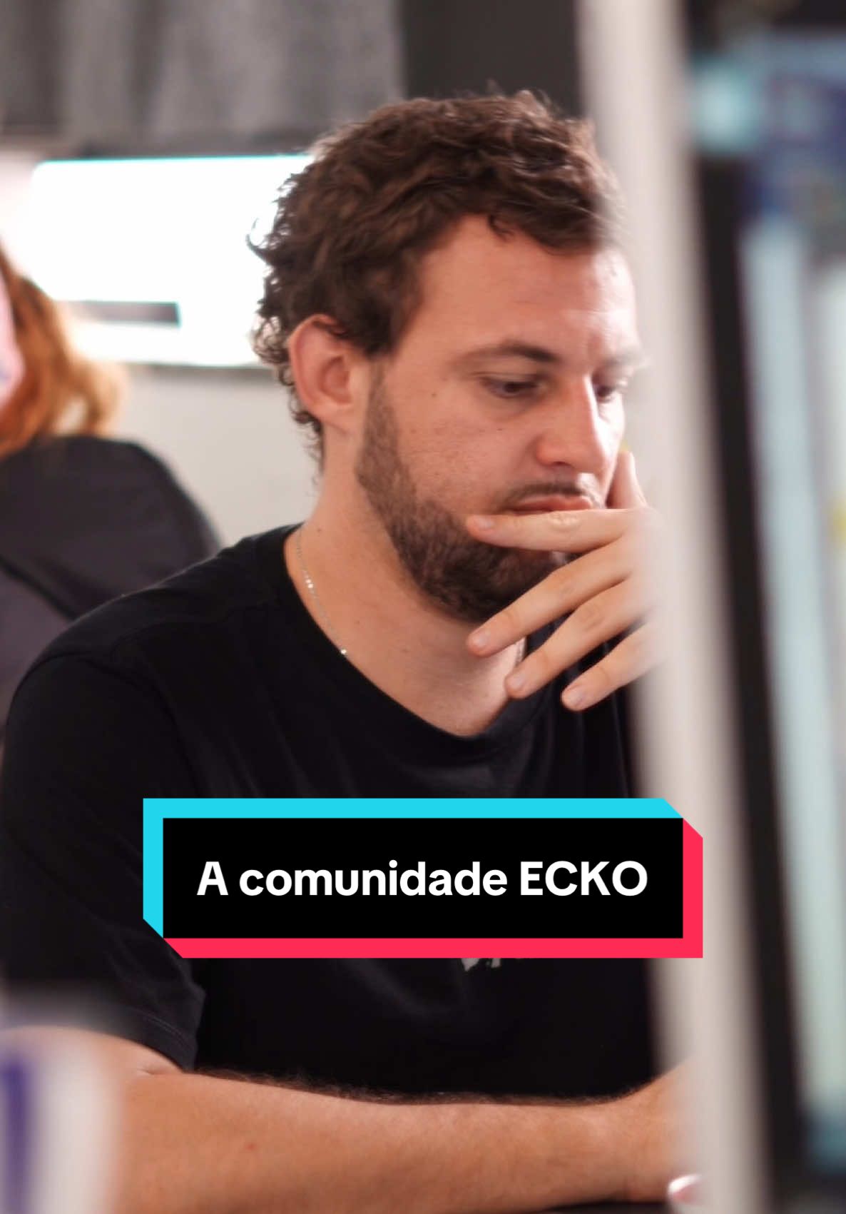 As pessoas reais por trás da construção de marca que a ECKO propõe! #StreetStyle #streetwear #creatorsearchinsights 