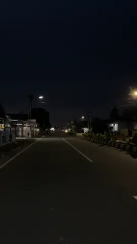 kalo mau cerita mending disini aja.