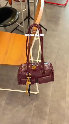 túi đựng được nhiều đồ, siêu nhiều màu xinh 😘💗 quá ưng luôn #kosk #bag #thoitrang #unbox #nghile2009 #foryoupage #backtoschool #koskbag #viral #review #xuhuong 