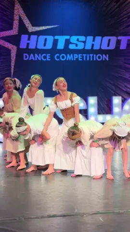 Not the original music but what an amazing cannon! #cannon #fyp #foruyou #tiktok #dancersoftiktok #hotshotdancecompetition #dance #hotshottiktok #philcollins #fun #intheairtonight #drums #group 