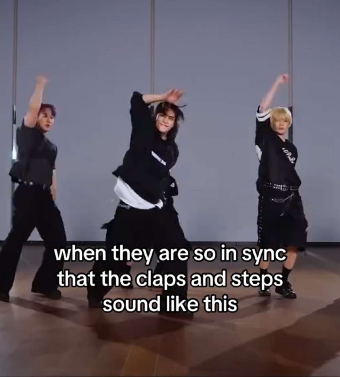my pace will always be my favorite choreography :3 | its so satisfying #skz #choreography #sync #foryouu #viral #smalltiktoker #makethisfamous |