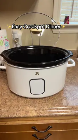 Another easy dump and go dinner! #crockpotrecipes #crockpot #DinnerIdeas #easydinner #MomsofTikTok #FoodTok #ilovefood #fyp 
