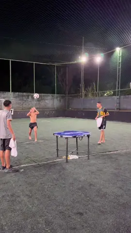No me queda claro si lo admiro, le tengo bronca o quiero ir a jugarle un mano a mano. Lo única certeza que tengo es que es CRACK el brasileño 🇧🇷  📹 @Mardoca Futmesa