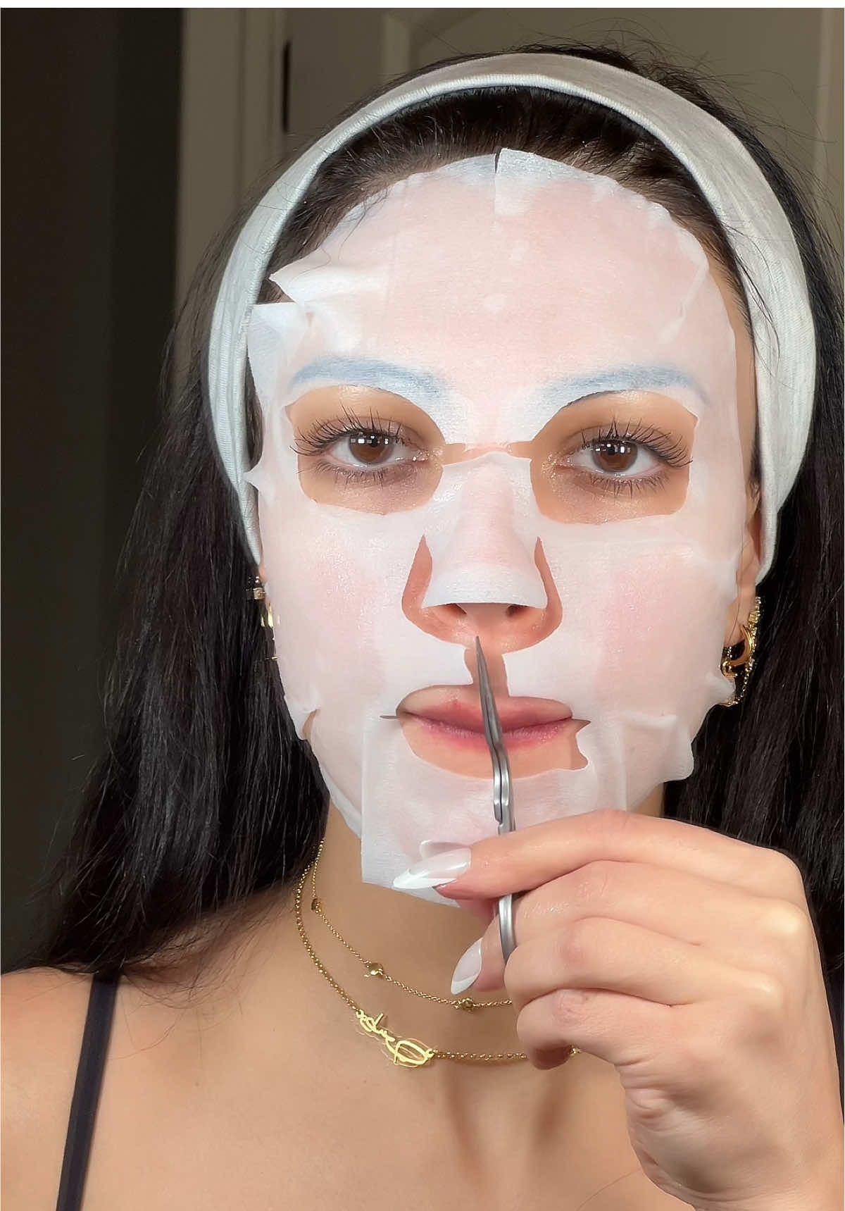 I love new skincare discoveries👀 IB: @Shaychimichonga  Lips are reacting to a lip stain I’ll never use again🫠 #skincare #skincaretips #facialmask #beautyhacks #skincarehacks 