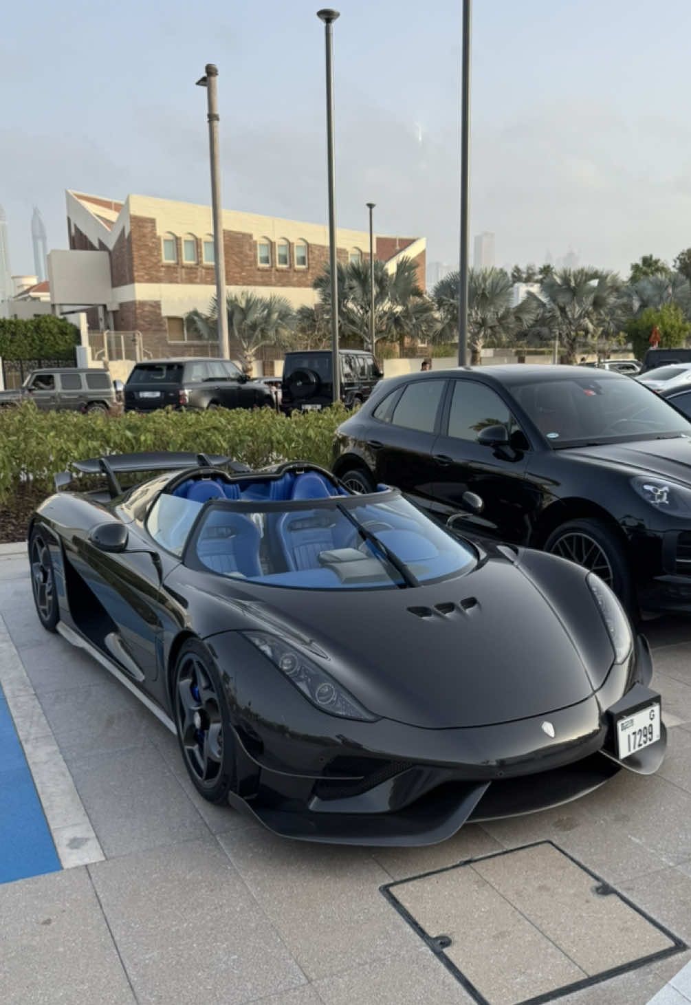 Koenigsegg Regera #koenigesgg #koenigesggregera #carspotting #dubaicars 