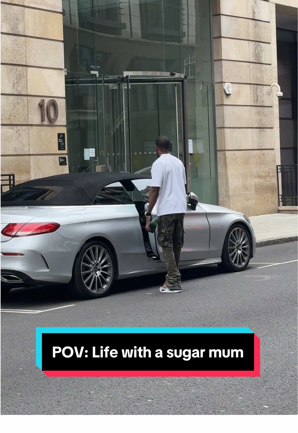 Let this be your sign to leave true love behind 👀😂 #sugarmommy #ValentinesDay #dateideas #tiktokcouple #relationshipadvice 