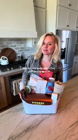 men love a goodie basket! 🫶🏻 @target @abercrombie @Native @method products  #valentinesdaygift #valentinesdaygiftsforhim #relationshipgoals #shopwithme  Valentine’s Day gift for bf Valentine’s Day gift for husband 