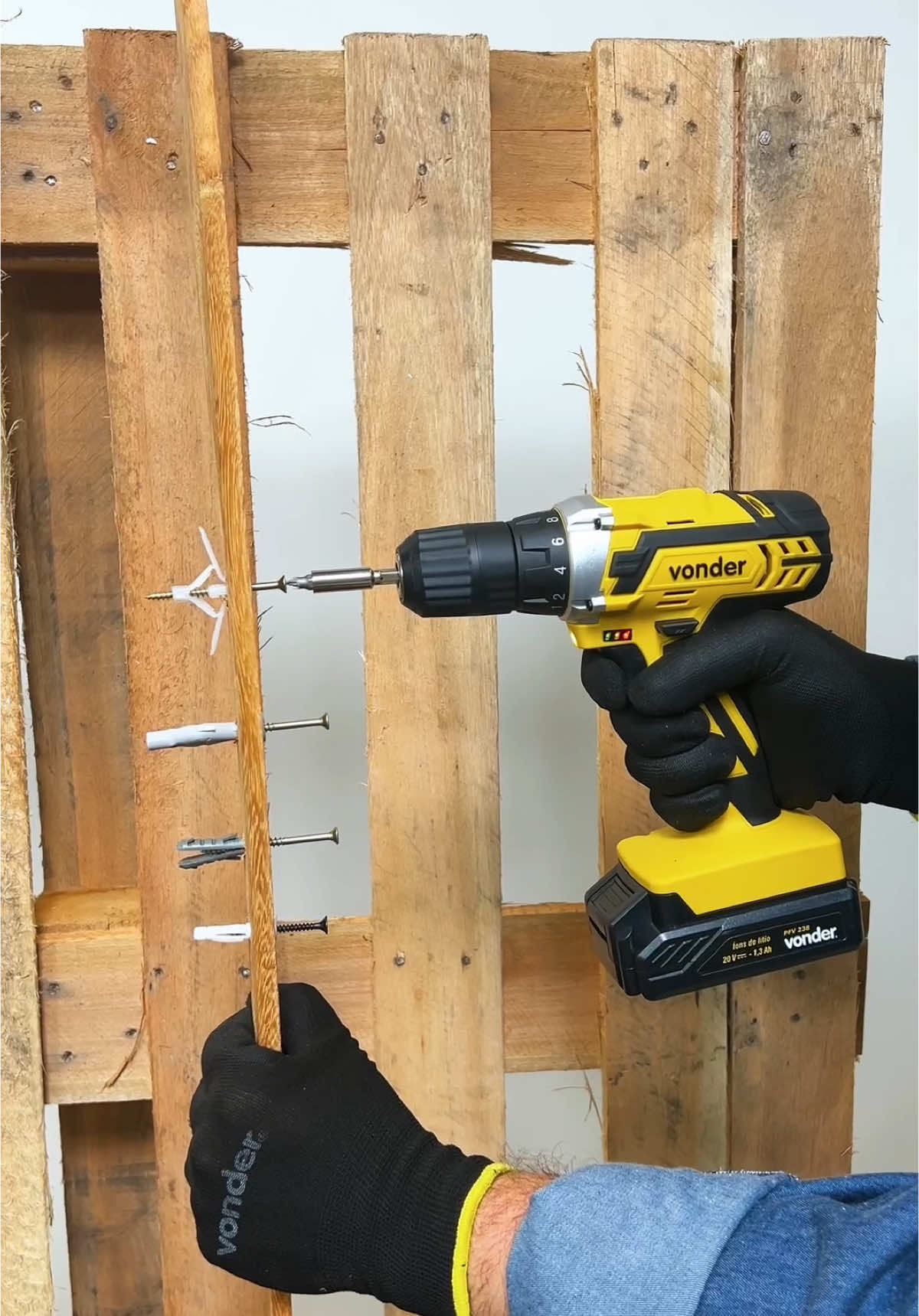 Maior autonomia, mais praticidade e muita resistência! Ferramenta é VONDER! 🛠️💪