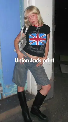Union jack print in outfits always eats 🇬🇧 #outfitinspo #pinterestaesthetic #unionjack #flagprint