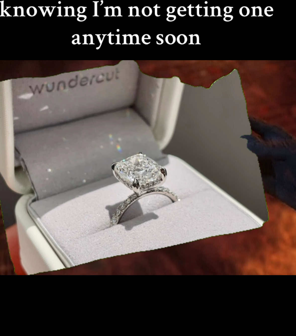Whenever he’s ready👀💍 #CapCut #engagementrings #weddingrings #weddingtok #engagementring #ringsoftiktok 