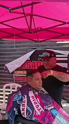 La Fiscalía General de Justicia del Estado de México investiga la presunta siembra de estupefacientes en una barbería como parte del Operativo Atarraya. Autoridades analizan posibles irregularidades en la acción policial. #edomex #fiscalia #operativoatarraya #reporteindigo