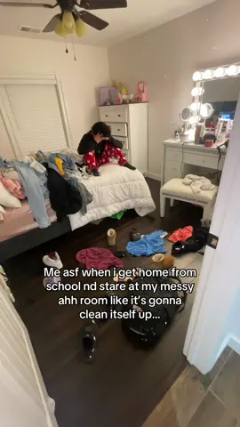 my room looks messier in person 💔💔 #fyp #relatable #messy #room 