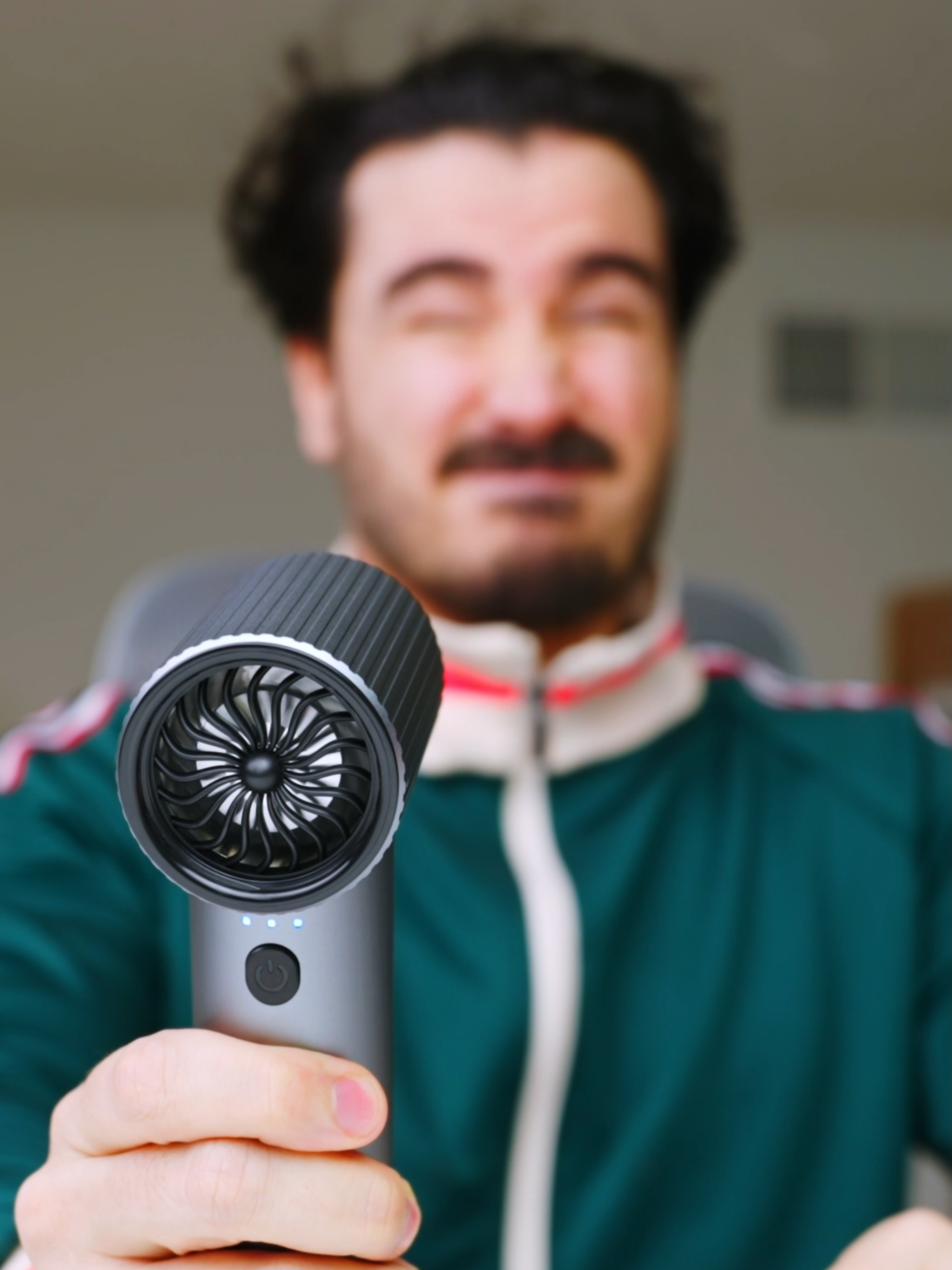 300,000 RPM Compressed Air Duster! (🔗inBio) #amazonfinds #amazonmusthaves #amazonfinds2025 #amazonfavorites #airduster