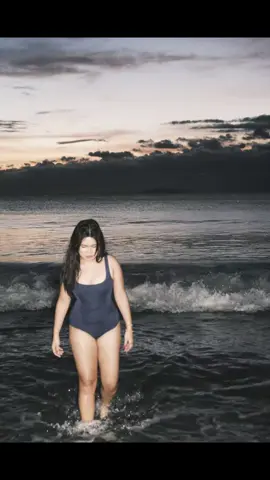 candid cause I don't know how to pose lol. #fyp#beach#view#curvy#chubby#break 