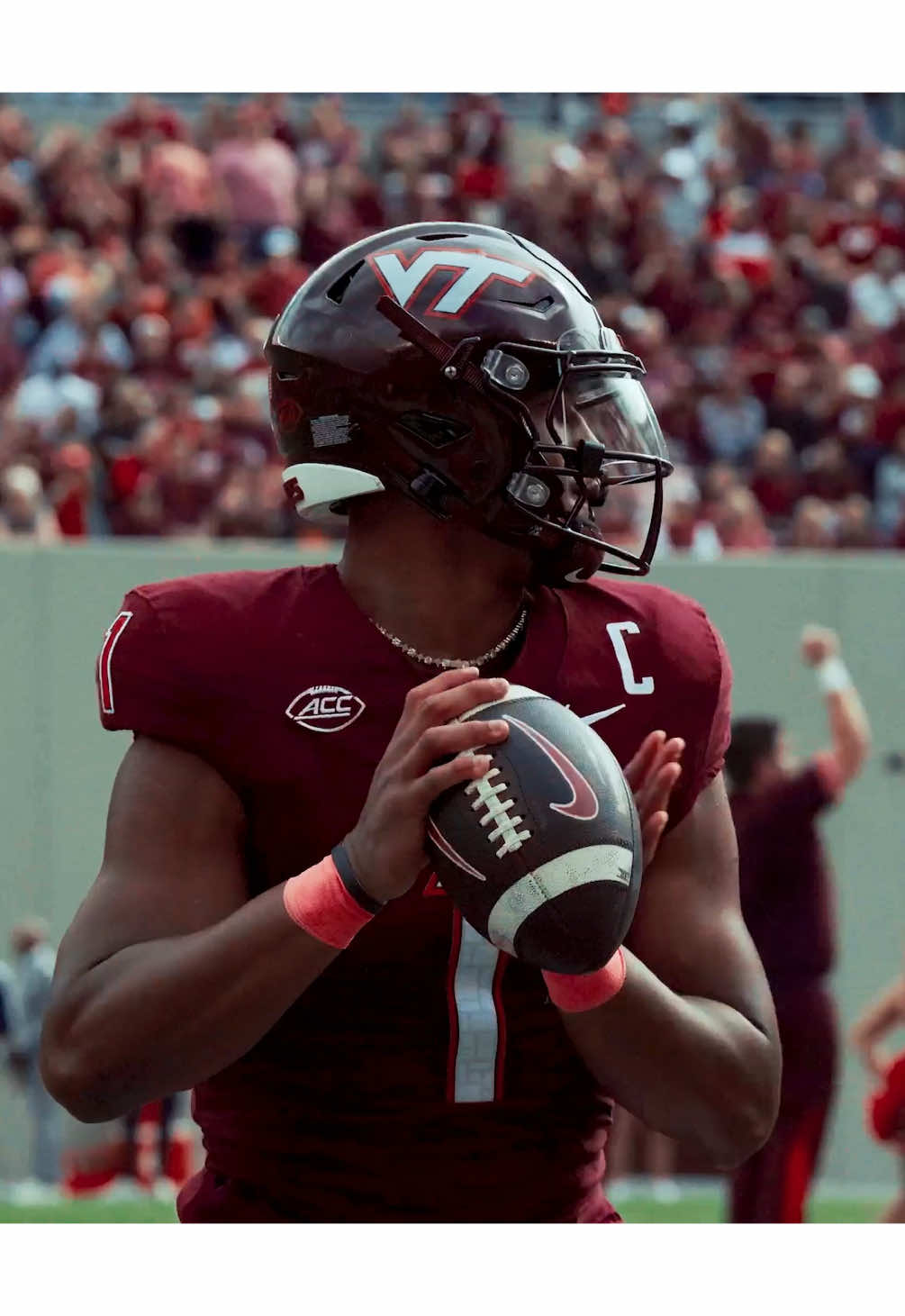Mix I made for Virginia Tech QB Kyron Drones 😁 #edit #fyp #cfb #football #footballedit #hokies #acc #xycba #sportsedits #adobe #videography 