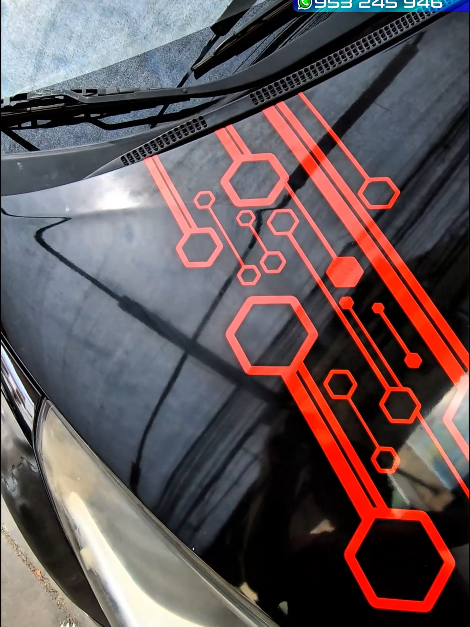 Sticker para Capot#tuning #perú #lima #viraltiktokvideo #protectorsolar #fyp #arte #carro #camioneta #sticker #pegatina #auto #calconamias #vinil #vinilo #diseño #tuning  #capot