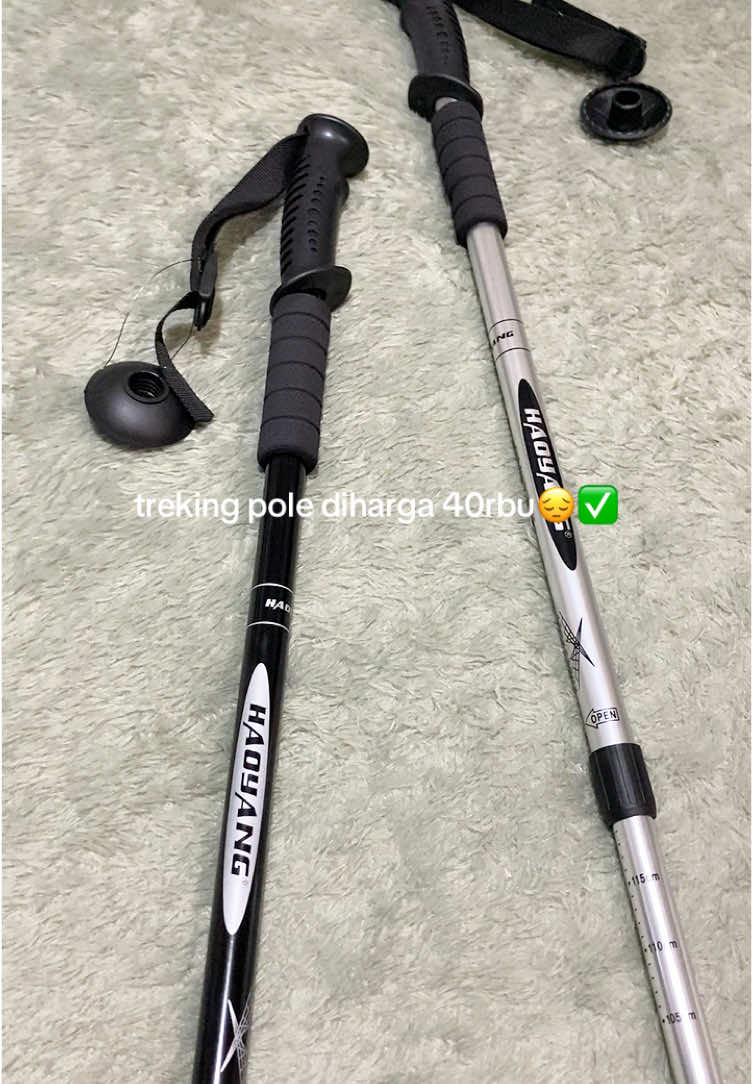 kalo beli 2 , 100 aja masih ada kembalian 🌝 #trekingpole #trackingpole #treking #pole 