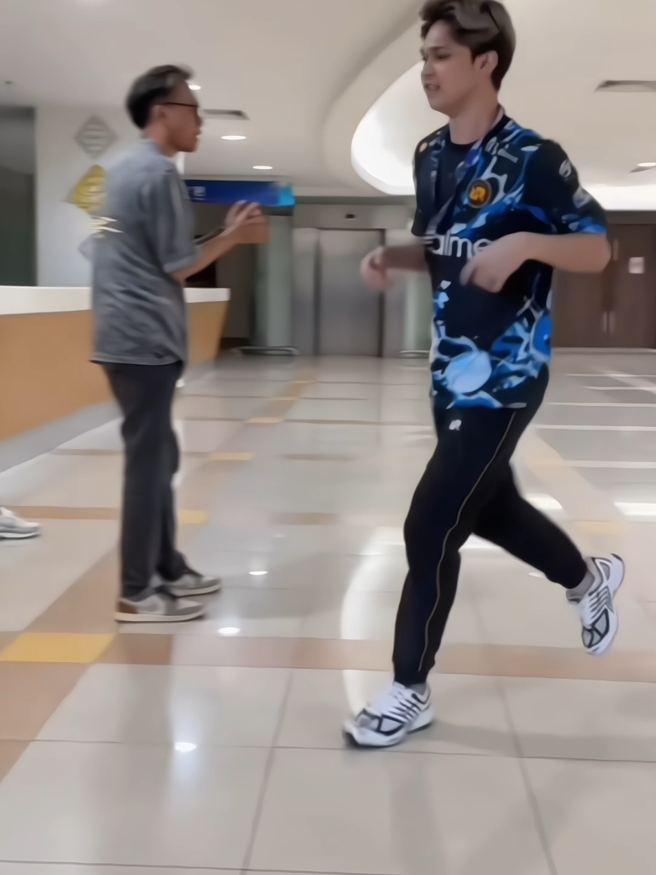 tuing tuing gitu larinya lek #rinz #rrqrinz #RRQHOSHI #vivarrq #fyp #fypシ #foryou #esl #eslsnapdragon #JelajahRomantis 