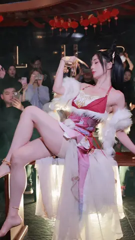 @郭喆喆 (GIGI 酒馆) 