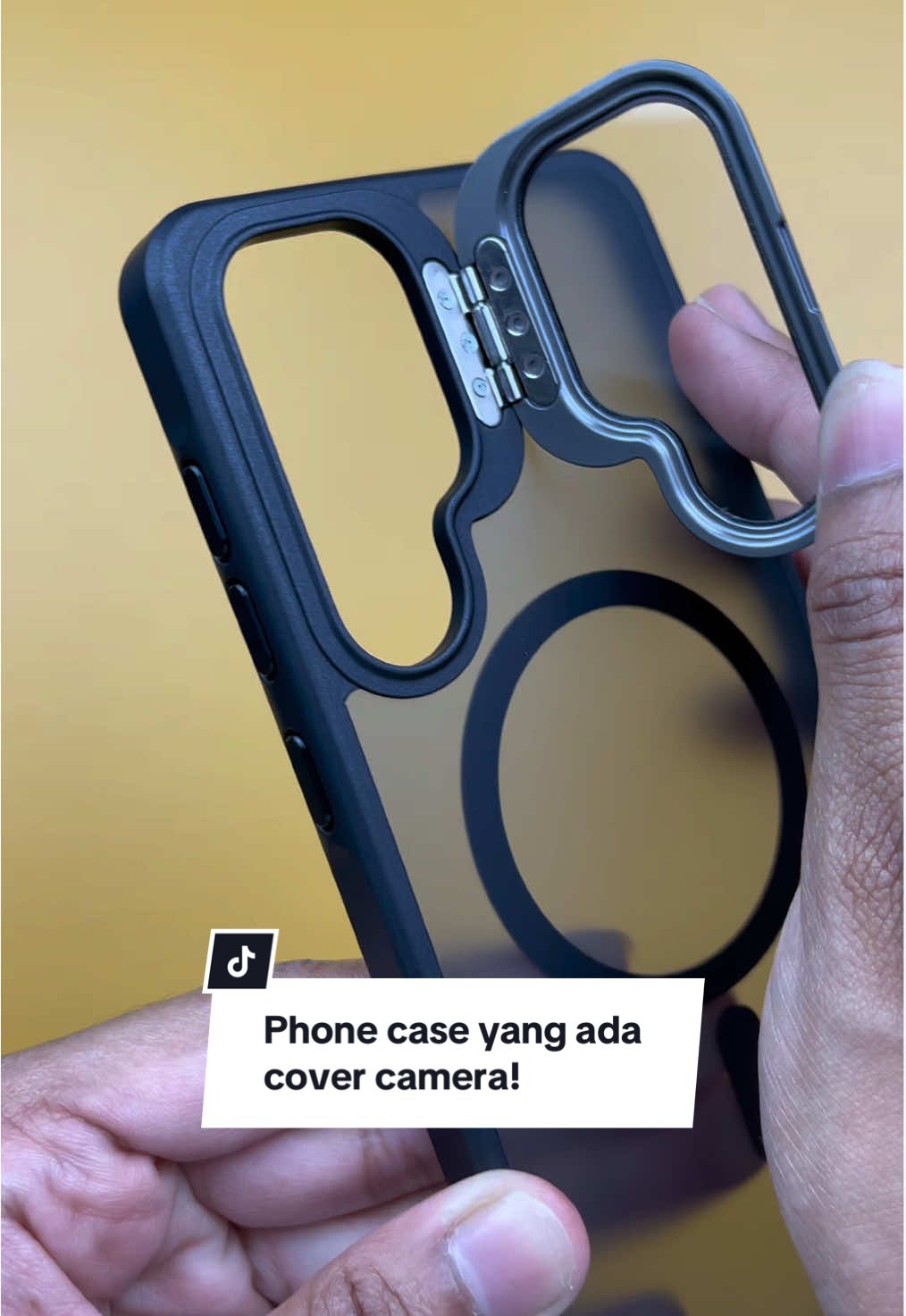 Ini dia phone case baru dari Mojoskins bagi yang mencari phone case yang ada camera protecter built in! Tunggu apa lagi ! Check out cepat! #mojoskins #mojoskinscase #magnectic #samsungcasing #carbon #magnet #iphonecasing #mojoskinsmalaysia #fypシ #magneticmatte
