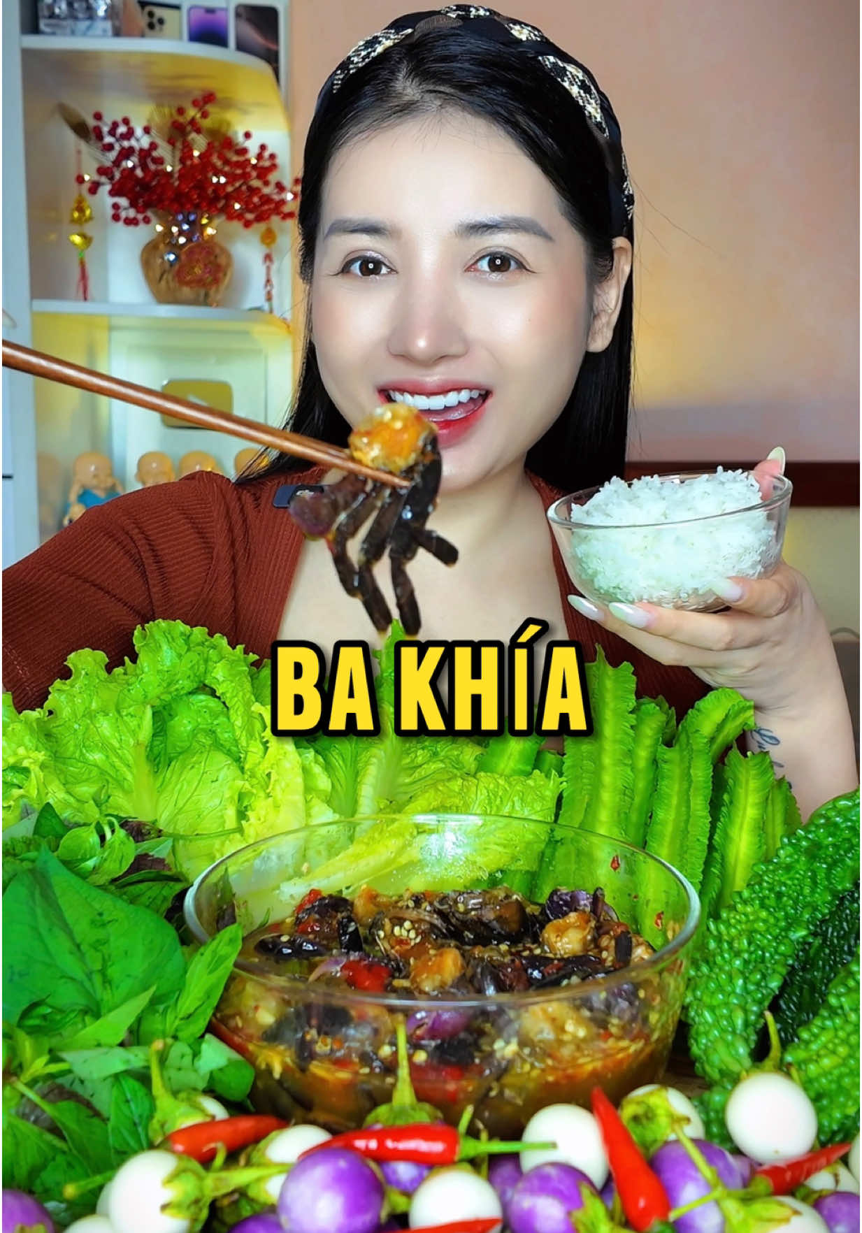 Nay ăn cơm với ba khía trộn chua ngọt nha cả nhà 🤩 #sallyhang #mukbang #bakhia #ancungtiktok #anngonnaugon #xh #xhtiktok 