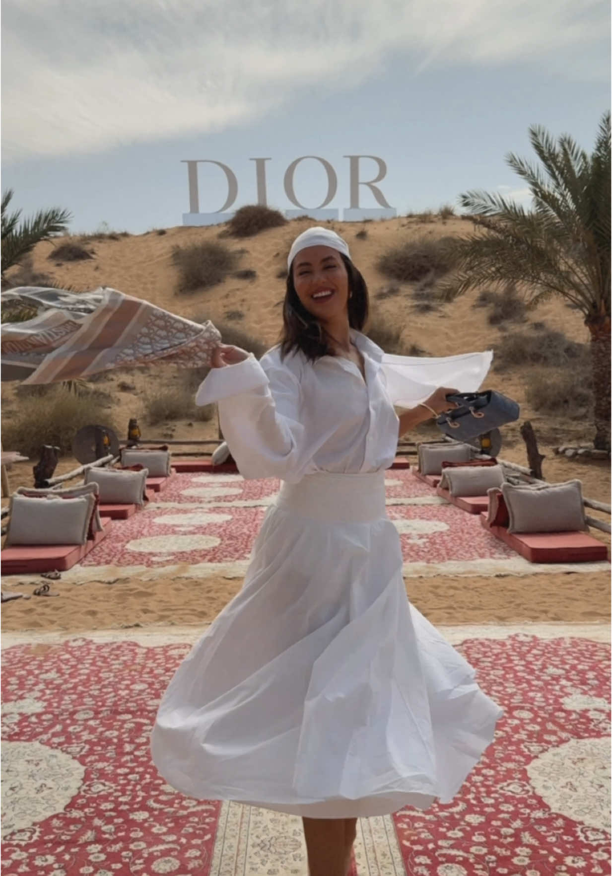 dancing whenever wherever 🤍 #dancingqueen #dubai #diorbeauty 