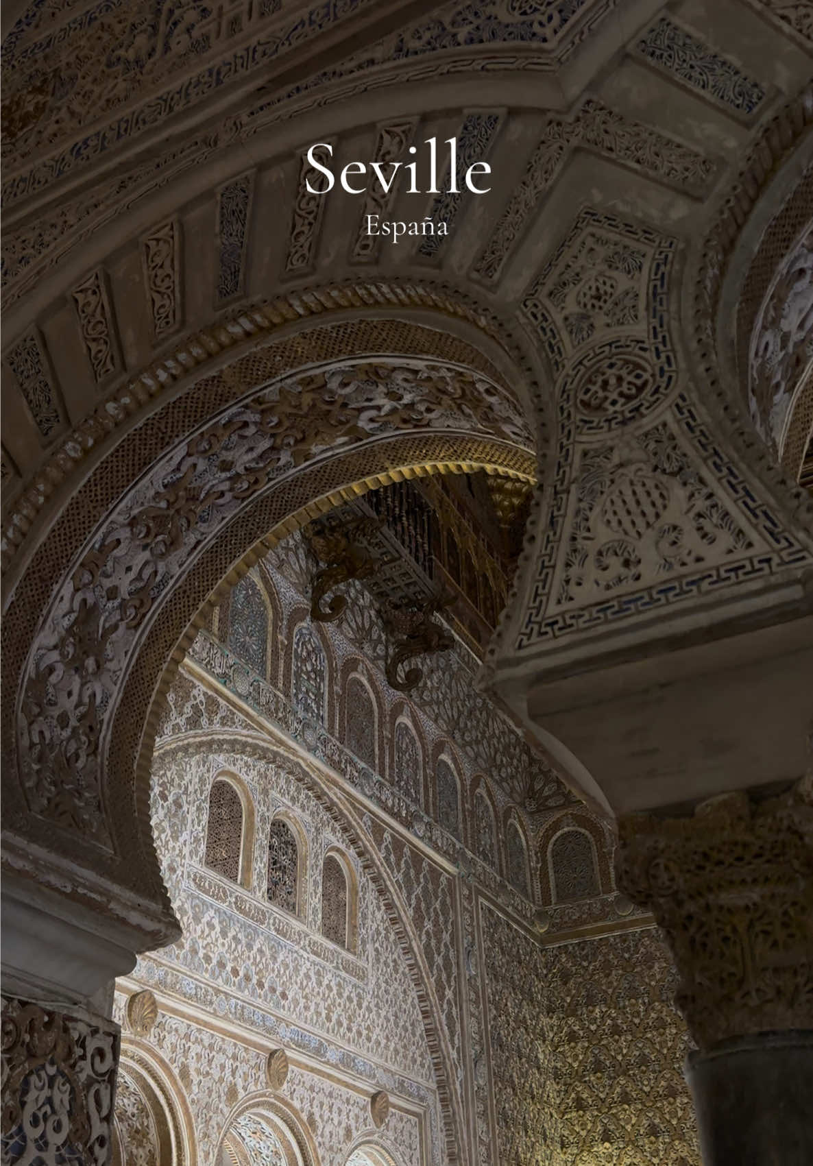 Alcazar Palace 🤍  #sevilla #seville #sevillespain #alcazar #andalusia #islam #architecture #spain #granada #fyp #travel #History #tourism #
