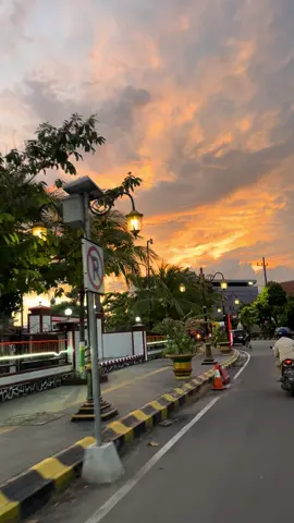 Madiun cantik banget🥹❤️ #fyp #senja #madiun24jam 