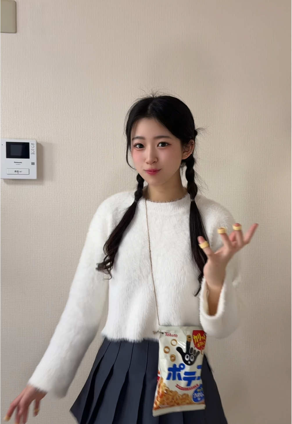 このバッグ、流行れ‼️  #依田華澄 #よだかすみ #fyp #おすすめ #推薦 #ポテコ 