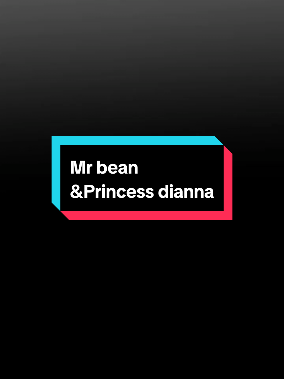 mr bean ganteng juga dulu ya. Momen ketika Mr. Bean (Rowan Atkinson) bertemu dengan Princess Diana benar-benar terjadi di kehidupan nyata! Salah satu kejadian paling terkenal adalah ketika Rowan Atkinson menghadiri berbagai acara kerajaan, termasuk gala dan acara amal yang juga dihadiri oleh Putri Diana. Salah satu pertemuan mereka yang paling dikenal adalah di acara Prince’s Trust Charity Event pada tahun 1980-an atau awal 1990-an. Dalam momen tersebut, Rowan Atkinson, yang sudah terkenal dengan karakternya sebagai Mr. Bean dan juga dari acara Blackadder, berbincang dengan Putri Diana. Diana dikenal sebagai penggemar humor khas Inggris, dan dia tertawa ketika berbincang dengan Atkinson.#mrbean#princessdiana #rowanatkinson #actor #britaniaraya 