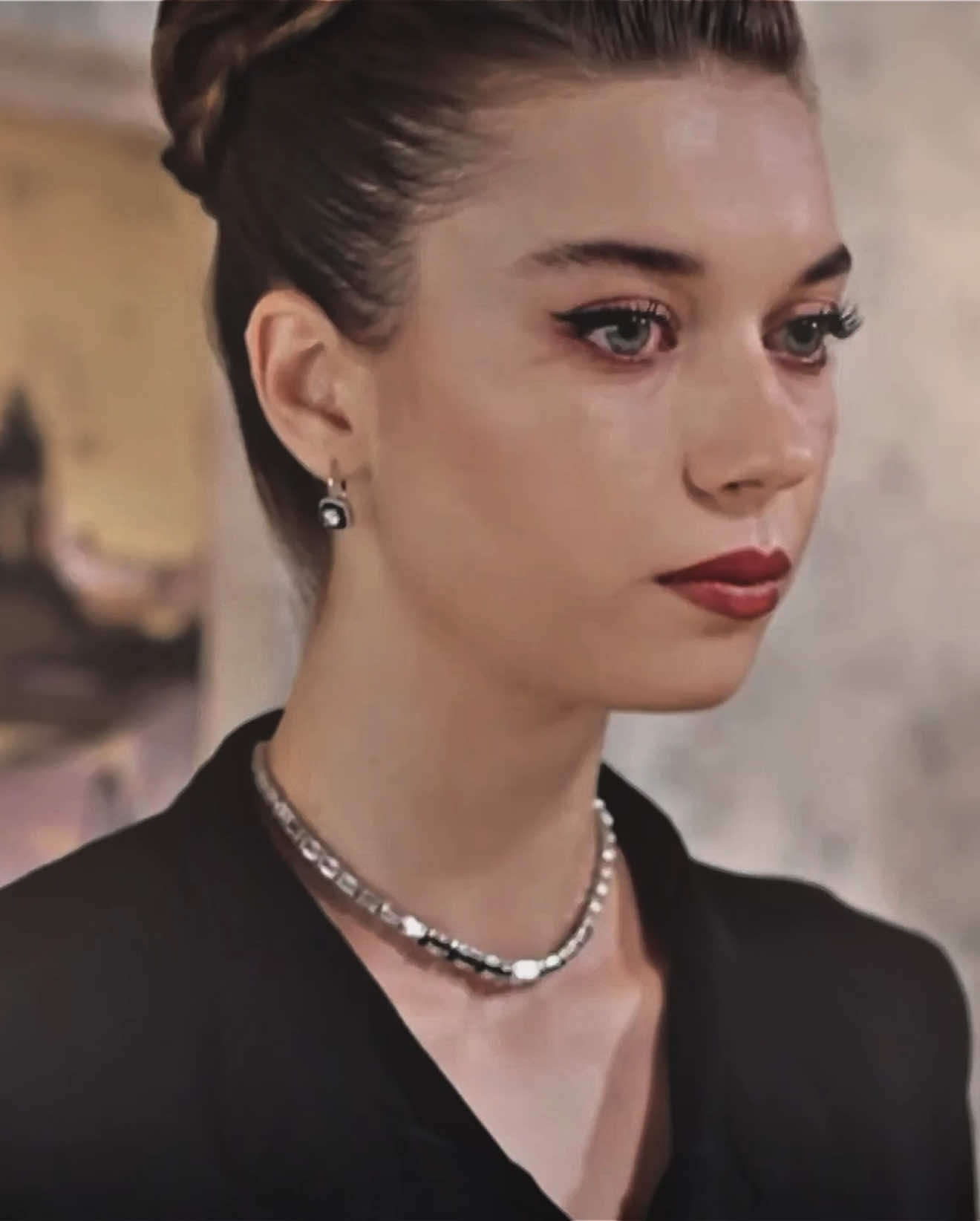 seyran sanli the woman you are🙏🏻 #seyran #seyransanli #seyrankorhan #yalicapkini #afrasaraçoğlu #turkishseries #edit ib: nikobranlai