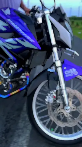 kasiii ganas🤩 #cb150rstylemedan #cb150rjarijarimedan #cb150rmodifikasi #cb150rjarijari #cb150rstreetfire #cb150r #motorkonten #cb150rjarijari #fyp 