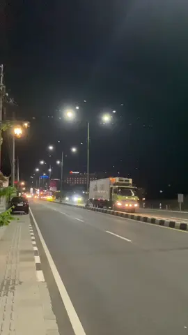 #fyp #buspariwisata #pesonapinggirsegoro #tbus #piknikselalu 