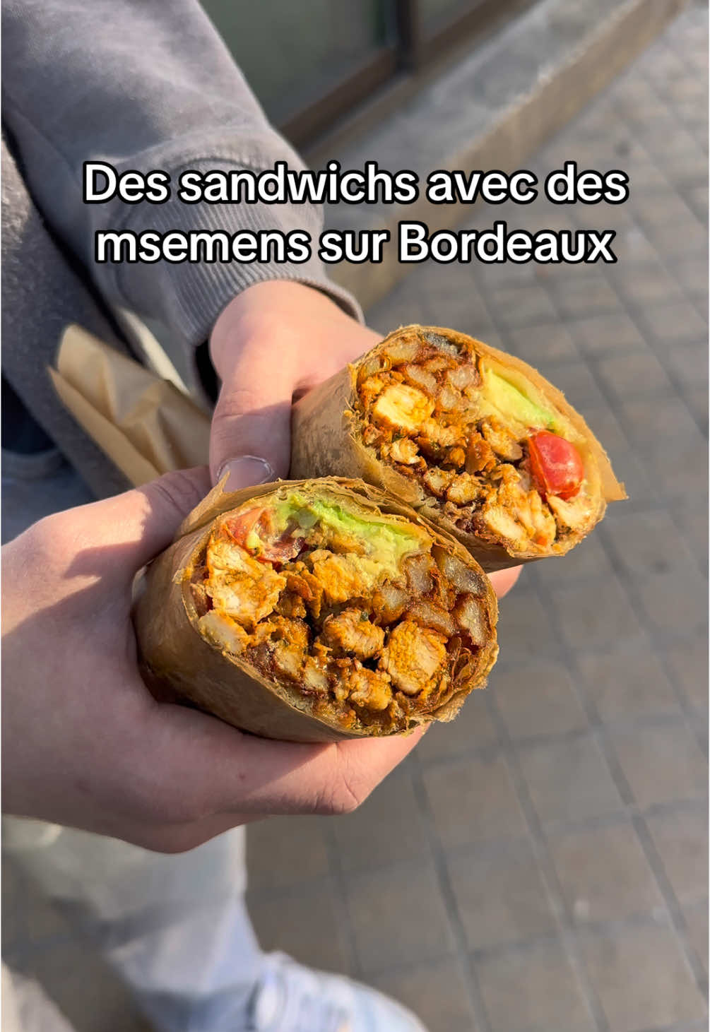 Un street food à tester d’urgence sur Bordeaux ! @La Kazdalerie  #bordeaux #bordeauxmaville #bordeauxfoodguide #bordeauxfood #bordeauxfoodie #bordeauxresto #bordeauxrestaurant #bordeauxrestaurants #restobordeaux #restaurantbordeaux  *Collaboration commerciale 