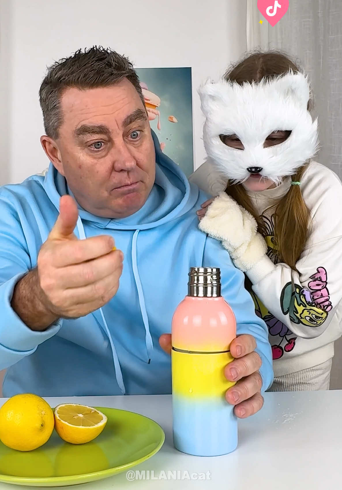 Wow 😺🍦🍋 Kitten looks CUTE 🤣🤣🤣 #cat #milaniacat #cute #comedy #funnyvideos😂 